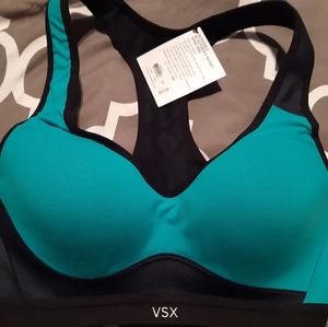 Victoria Secret Incredible Sport Bra